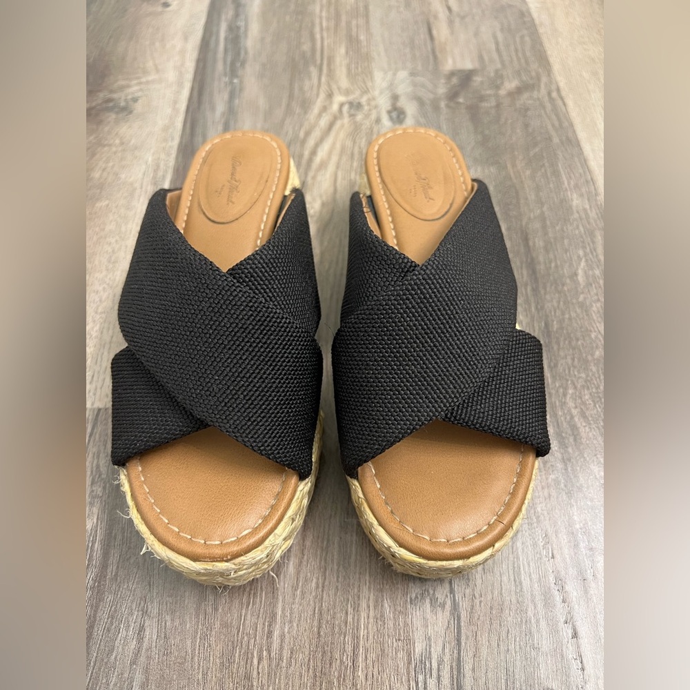 Universal Thread Black Espadrille Sandals